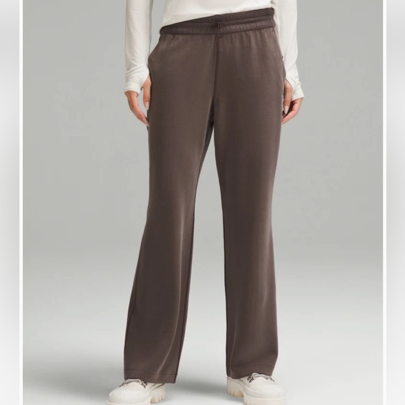 Lululemon softstreme high rise pant in espresso size 6 - Picture 1 of 5